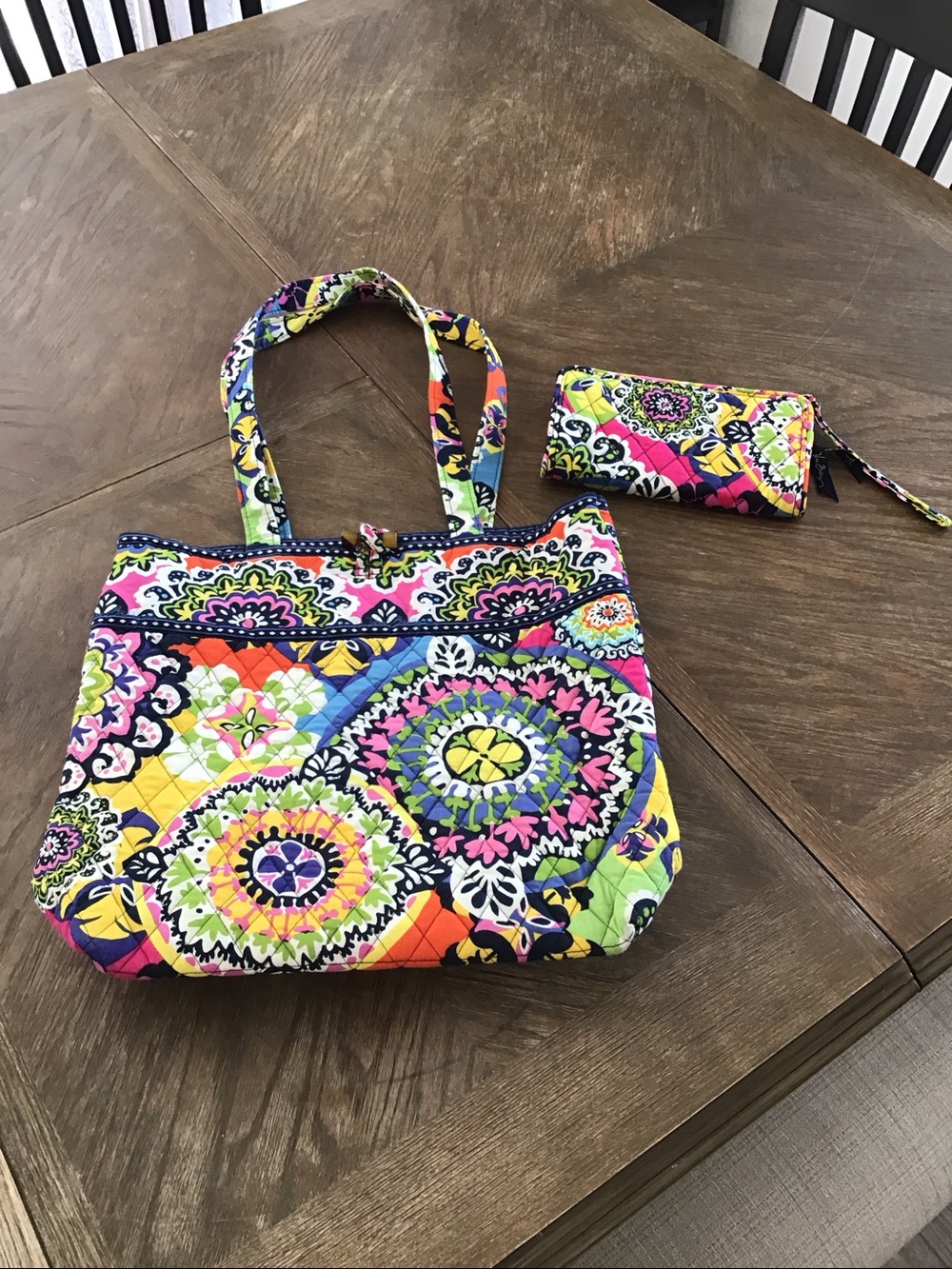 Vera Bradley Tote 
AND matching wristlet/wallet